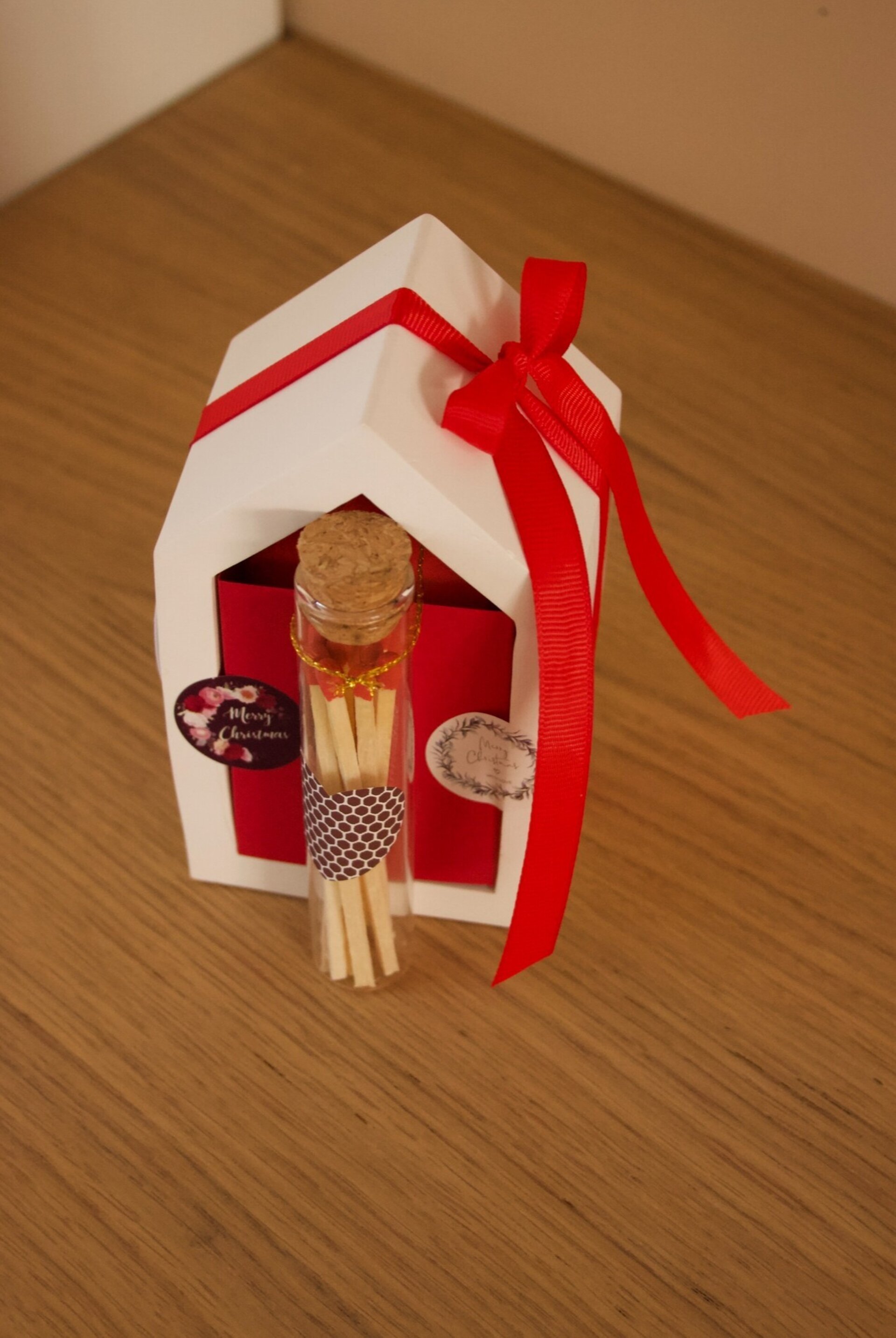 PACK CASITA+VELAS DE TÉ+CERILLAS - 3